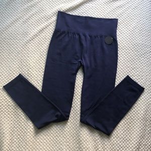 EZ by Nina Leonard dark blue stretch/ workout pants Size Small Brand New